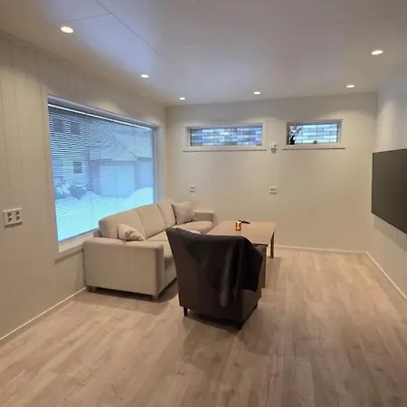 Semesterbostad Arctic Nine - Nr 5 - On The Island