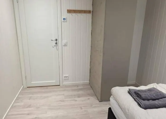 Arctic Nine - Nr 5 - On The Island * Tromsø